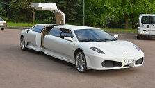 &bdquo;Ferrari F430&ldquo; limuzinas