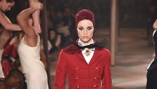 &bdquo;Dior&ldquo; 2019 m. pavasario ir vasaros kolekcijos modelis