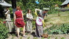 Nijolės Gornatkevičės organizuojami senoviniai mergvakariai