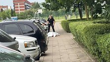 Nužudytojo kūnas gulėjo ant &scaron;aligatvio