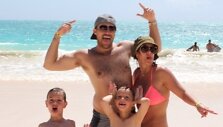 Britney Spears su Davidu Lucado ir sūnumis Havajuose