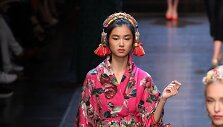 &bdquo;Dolce&Gabbana&ldquo; 2016 m. pavasario-vasaros kolekcijos modelis