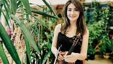 Styginių kvartetas &bdquo;4Strings&ldquo; sugrojo legendinį Nelly Paltinienės kūrinį.