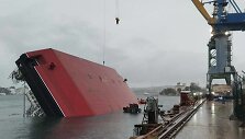 Apvirto plaukiojantis kranas &bdquo;Grigorij Prosjankin&ldquo; 