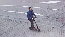 Ie&scaron;komas paspirtukininkas