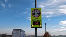 Atstumo tarp automobilių matuoklis