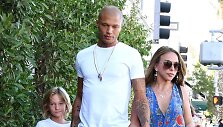 Jeremy Meeksas mylimąją Chloe Green ir sūnumi Jeremy jaunesniuoju