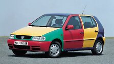 Polo Harlekin 1995 metais pasirodė kaip i&scaron;imtinai parodoms skirtas automobilis. (Volkswagen nuotrauka)