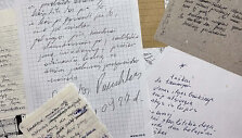 Poetų rankra&scaron;čių paroda AP galerijoje