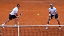 Daniele Bracciali (kairėje) ir Potito Starace (de&scaron;inėje) dvejetų turnyre 2014 metais