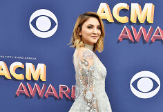 Julia Michaels