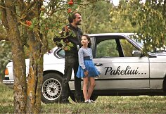 Mantas Jankavičius ir Džesika Vienažindytė filme „Pakeliui“