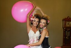 Gerda Stiklickienė su seserimi Kristina Bielskiene