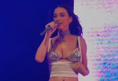 Katy Perry elgesys koncerte