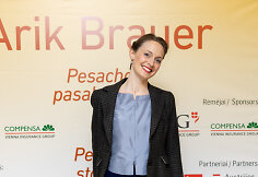 Cornelia Regehr