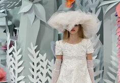 &bdquo;Chanel&ldquo; 2015 m. pavasario-vasaros kolekcijos vestuvinė suknelė