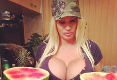 Lacey Wildd