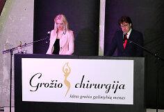  Natalija Bunkė ir Jonas Radzevičius