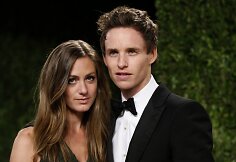 Eddie Redmayne'as ir Hannah Bagshawe