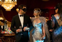 Dakota Johnson ir Jamie Dornanas filme &bdquo;Penkiasde&scaron;imt tamsesnių atspalvių&ldquo;