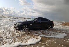 Atostogų i&scaron; &Scaron;vedijos grįžęs lietuvis savo BMW įvažiavo į Baltijos jūrą