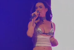 Katy Perry elgesys koncerte