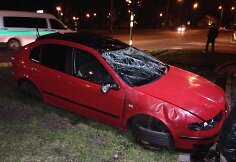 Dvi avarijos Panevėžyje: &bdquo;Audi&ldquo; ant stogo ir sumaitotas &bdquo;Seat&ldquo;