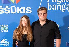 Televizijos projekto &bdquo;LNK i&scaron;&scaron;ūkis. Pagauk bangą!&ldquo; tiesioginis finalas i&scaron; &bdquo;City wave&ldquo; arenos. Vilnius, 2025-03-01 (Robertas Riabovas/BNS)