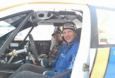 Ramūno Čapkausko automobilis ruo&scaron;iamas 2014 m. sezonui