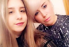 Iveta Tumasonytė su mama Jelena Molodcova-Tumasoniene 