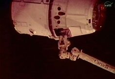 Kosminė kapsulė &bdquo;Dragon&ldquo; pasiekė Tarptautinę Kosminę Stotį