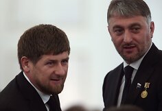 Ramzanas Kadyrovas ir Adamas Delimkhanovas
