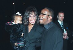 Whitney Houston ir Bobby Brownas su dukra Bobbi Kristina Brown (1994 m.)