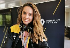 I&scaron;skirtinių drabužių kūrėja Eglė Ru&scaron;kytė &ndash; &bdquo;Formulės 1&ldquo; piloto Nico Hulkenbergo &scaron;irdies draugė 