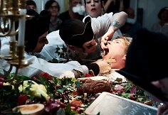 Performansas „Platonių puota“