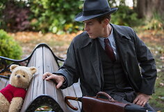 Ewanas McGregoras ir Mikė Pūkuotukas filme &bdquo;Jonukas&ldquo;