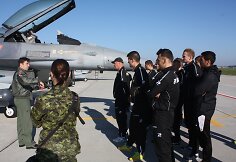 „Šiaulių“ futbolininkai – NATO oro bazėje Zokiniuose