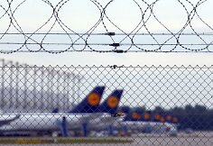 &bdquo;Lufthansa&ldquo; lėktuvai 
