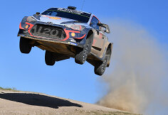 WRC Sardinijos ralis, Thierry Neuville'is ir Nicolas Gilsoulis