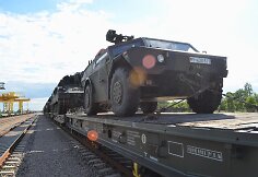 Į Lietuvą atvyko haubicomis PzH2000 ginkluota vokiečių baterija