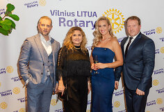 Kalėdinė vakarienė Valdovų rūmuose