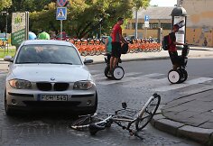 Vilniuje (Liejyklos gatvėje) BMW partrenkė dviratininkę.