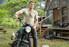 Chrisas Prattas filme &bdquo;Juros pasaulis&ldquo;