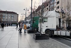 Vežėjai renkasi į protestą Gedimino prospekte