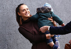 Ieva Mackevičienė su sūnum Motiejum