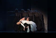 Anželikos Cholinos spektaklio &bdquo;Otelas&ldquo; akimirka