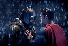 Benas Affleckas ir Henry Cavillas filme „Betmenas prieš Supermeną: teisingumo aušra“