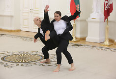 &Scaron;okio teatras "Low Air"