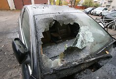 Šiauliuose supleškintas „Audi“ limuzinas
