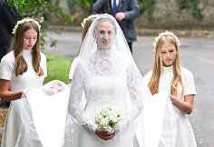Princesės Anne sūnaus Peterio Phillipso ir jo mylimosios Harriet Sperling vestuvės